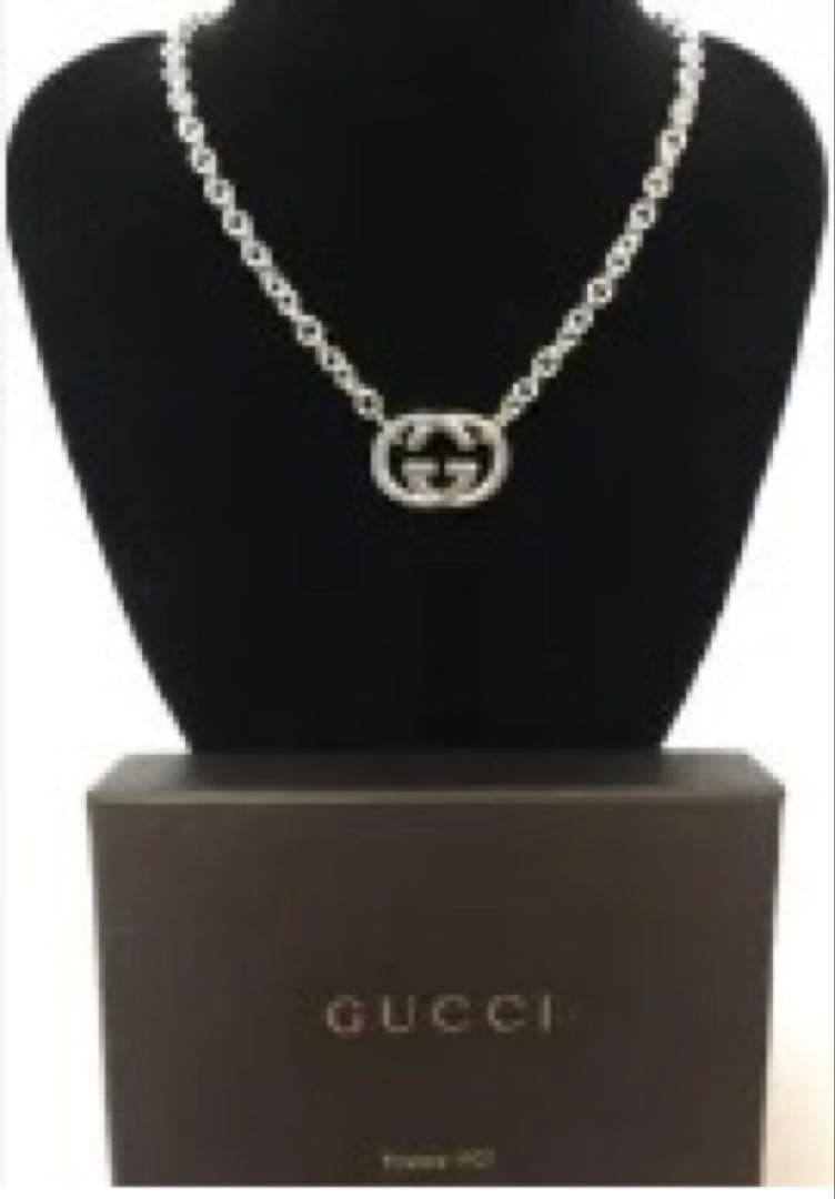 GUCCI シルバーロゴネックレス92