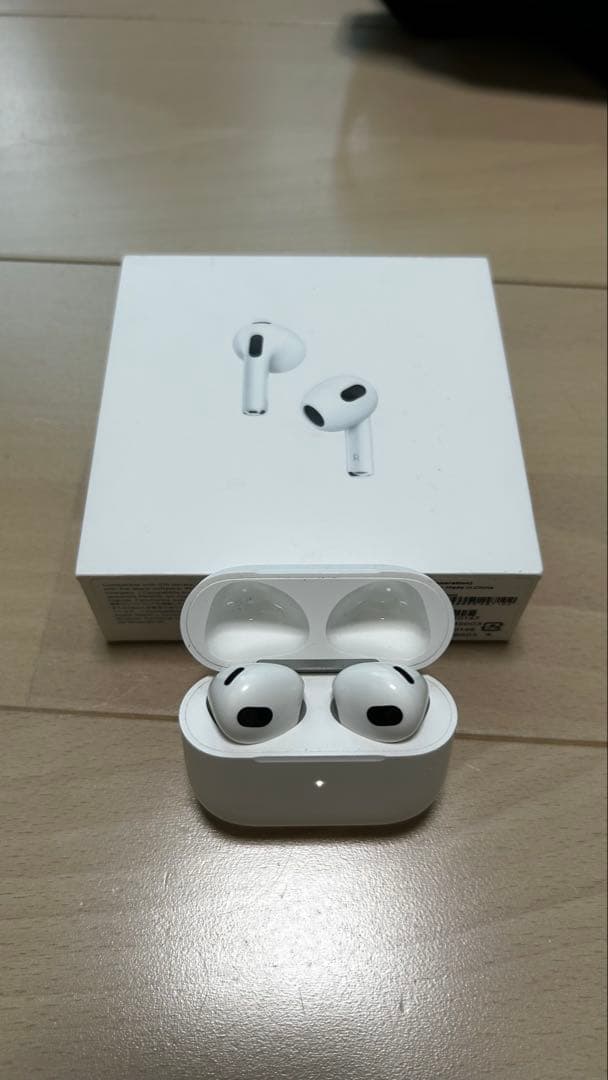 AirPods 第3世代ホワイト