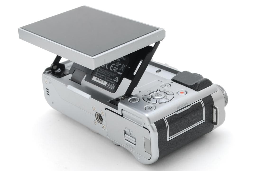 美品 Fujifilm X-A5 XC 15-45mm レンズ #279