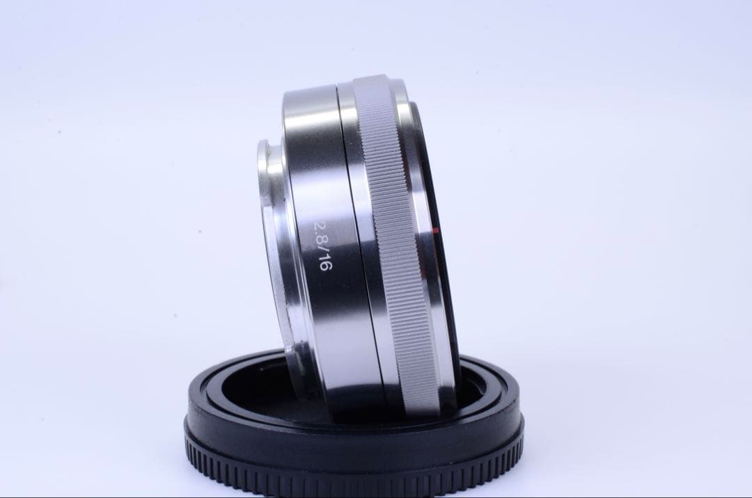 SONY E16mm F2.8 単焦点｜軽量パンケーキ｜外観光学ともに美品