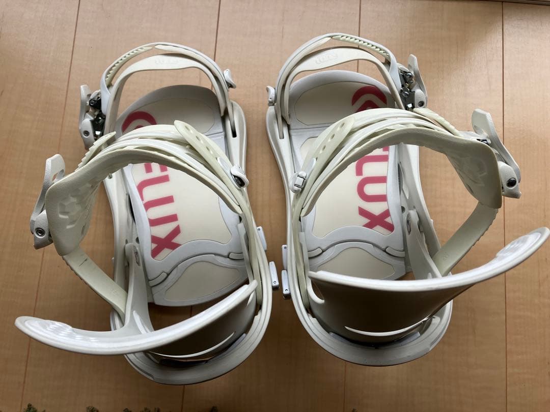 スノーボード板&ビンディング　ALLIAN PRISM girl、FLUX