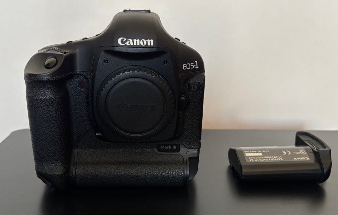 デジタルカメラ Canon EOS-1D Mark III