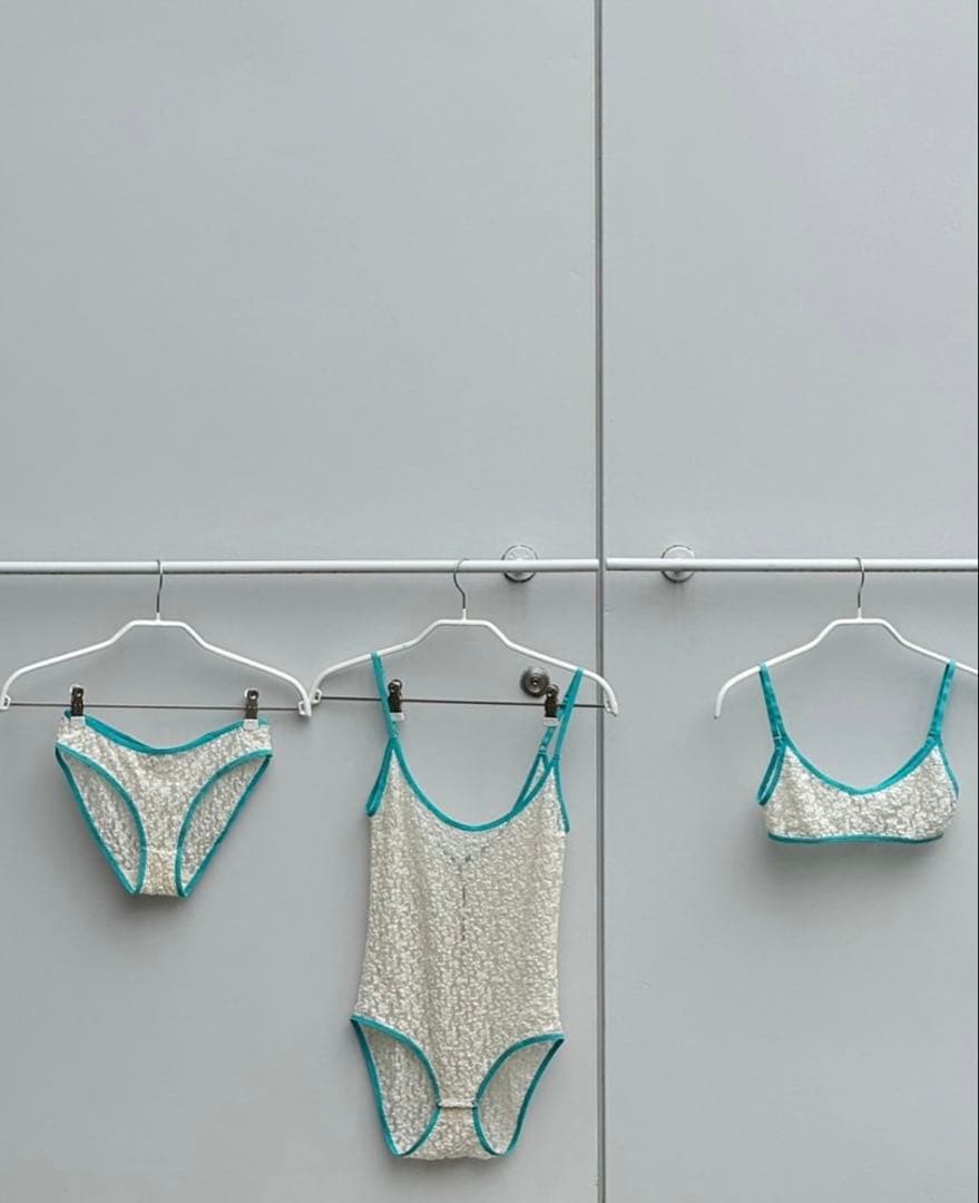 BASERANGE ベースレンジ　MUSIAL BODY ボディスーツ