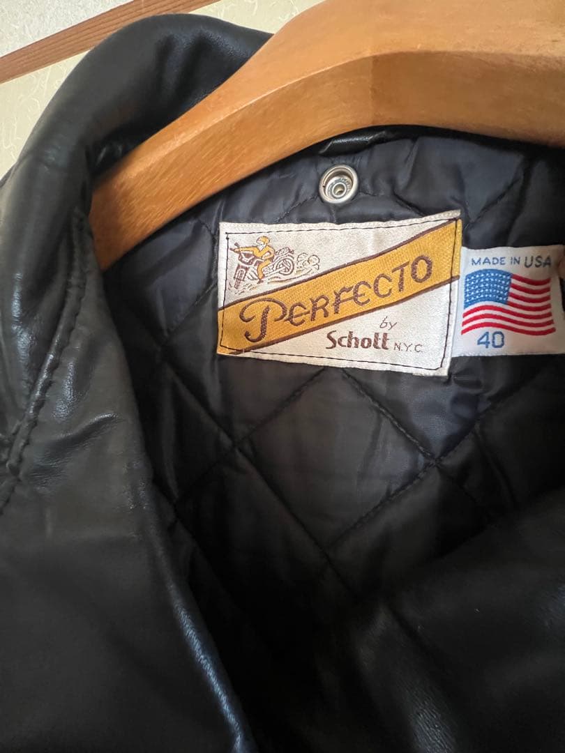 【10168】Schott Perfecto 70 ブラックレザー　サイズ40