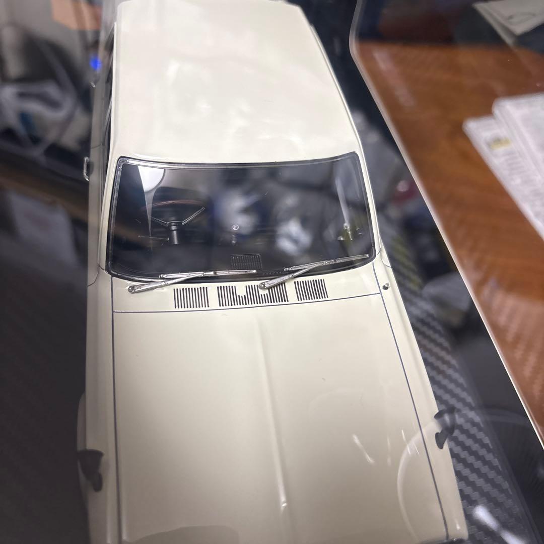 1/18イグニションモデル　スカイラインIG3513 GT-R (PGC10)