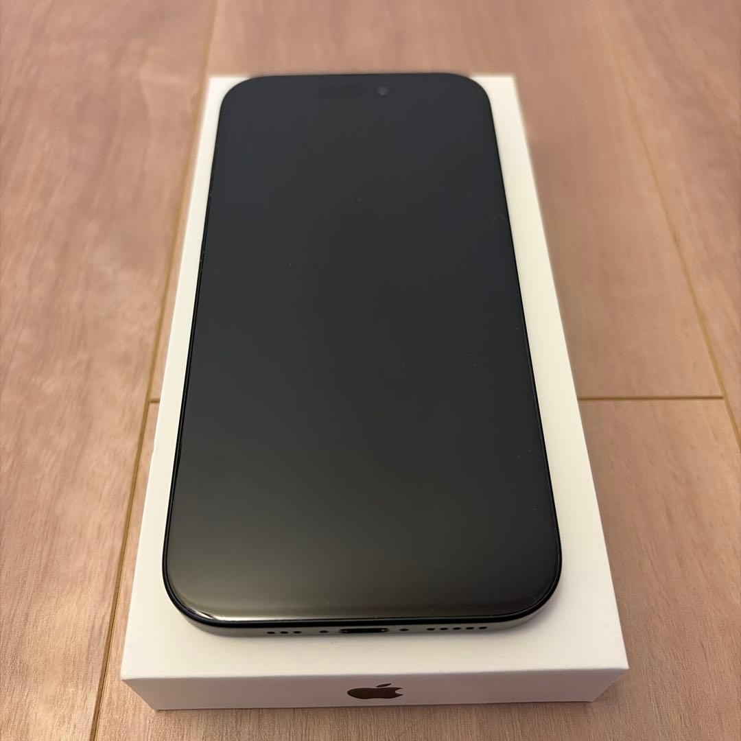 Apple iPhone 16 128GB ブラック 本体 箱付き