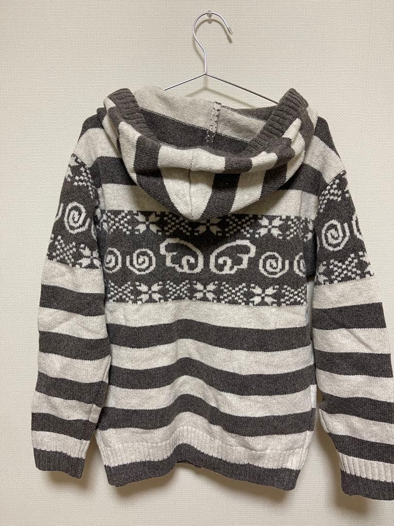 トップス HUG YOUR SKIN Angel wing pom-pom hooded