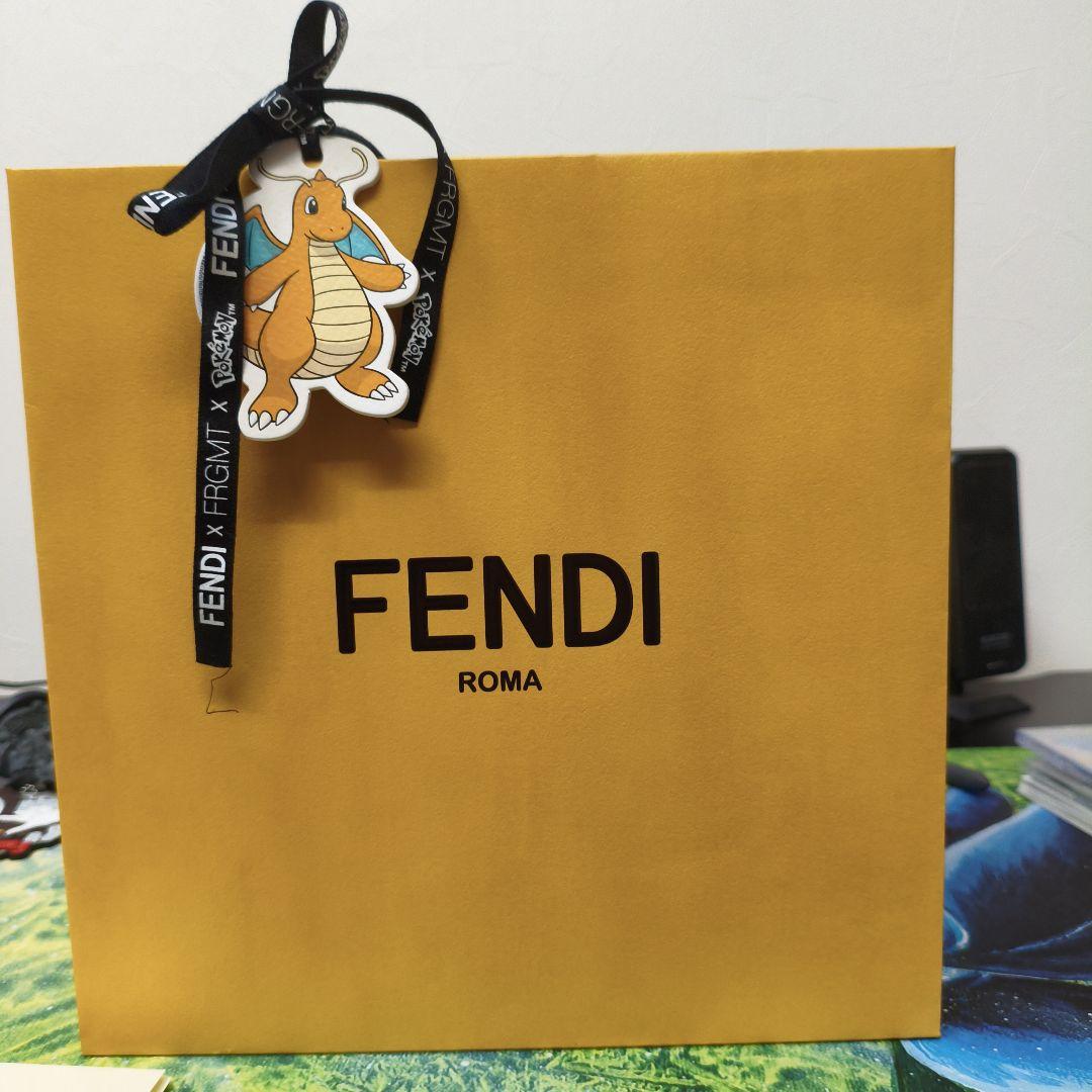 FENDI ポケモンカイリュー 長財布