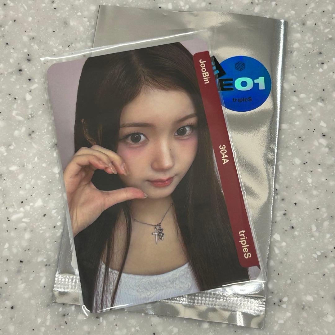 tripleS objekt ジュビン JooBin E304