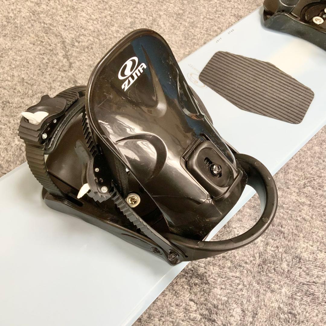 良品　SALOMON スノーボード 144cm バインディング付