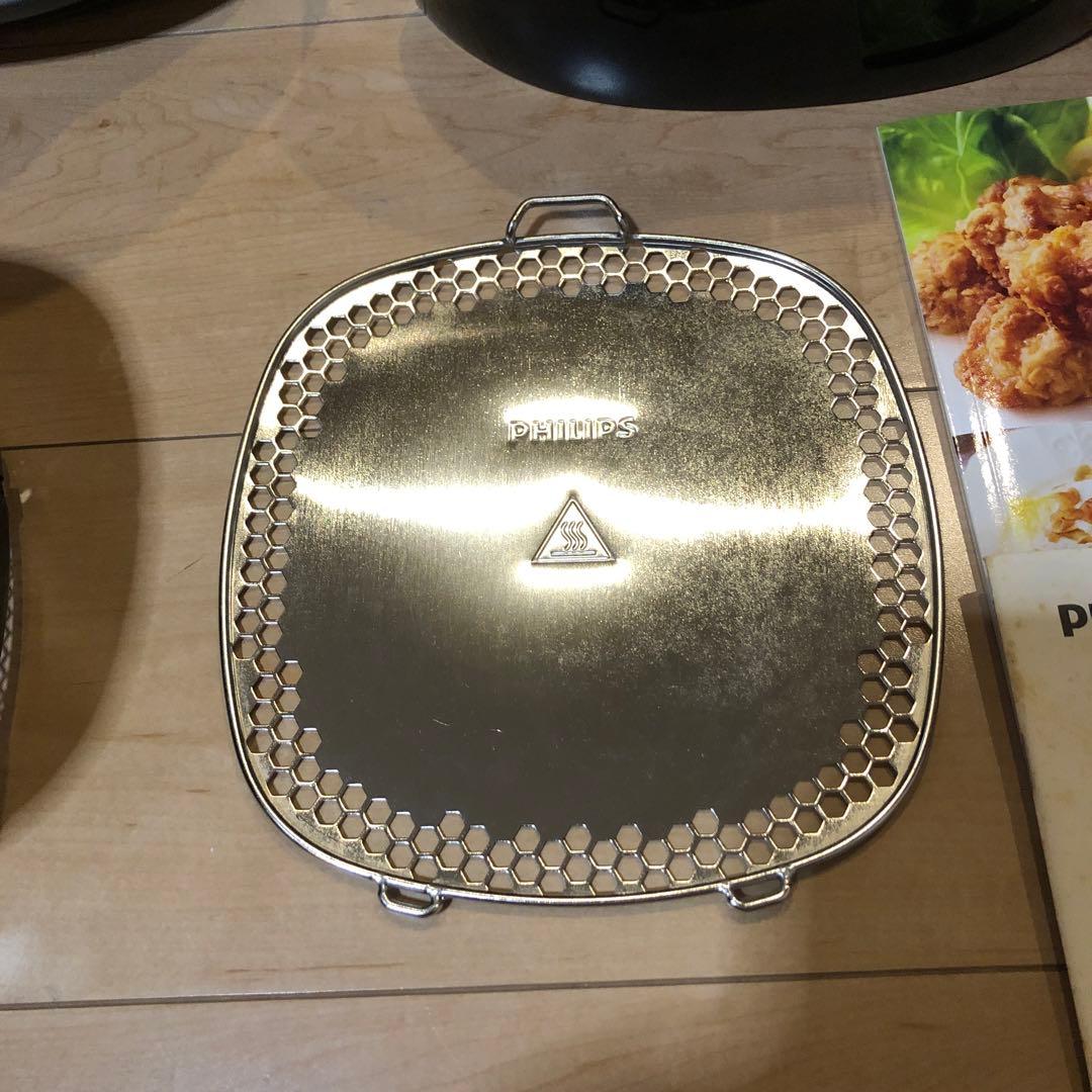 PHILIPS ノンフライヤー 黒　専用箱あり