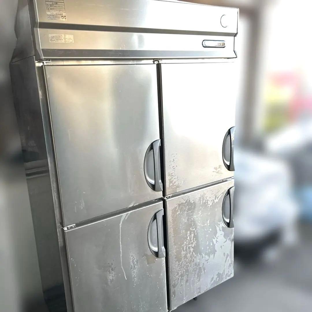 7065 2018年製 100V 縦型 4ドア 業務用冷凍冷蔵庫 2凍2蔵