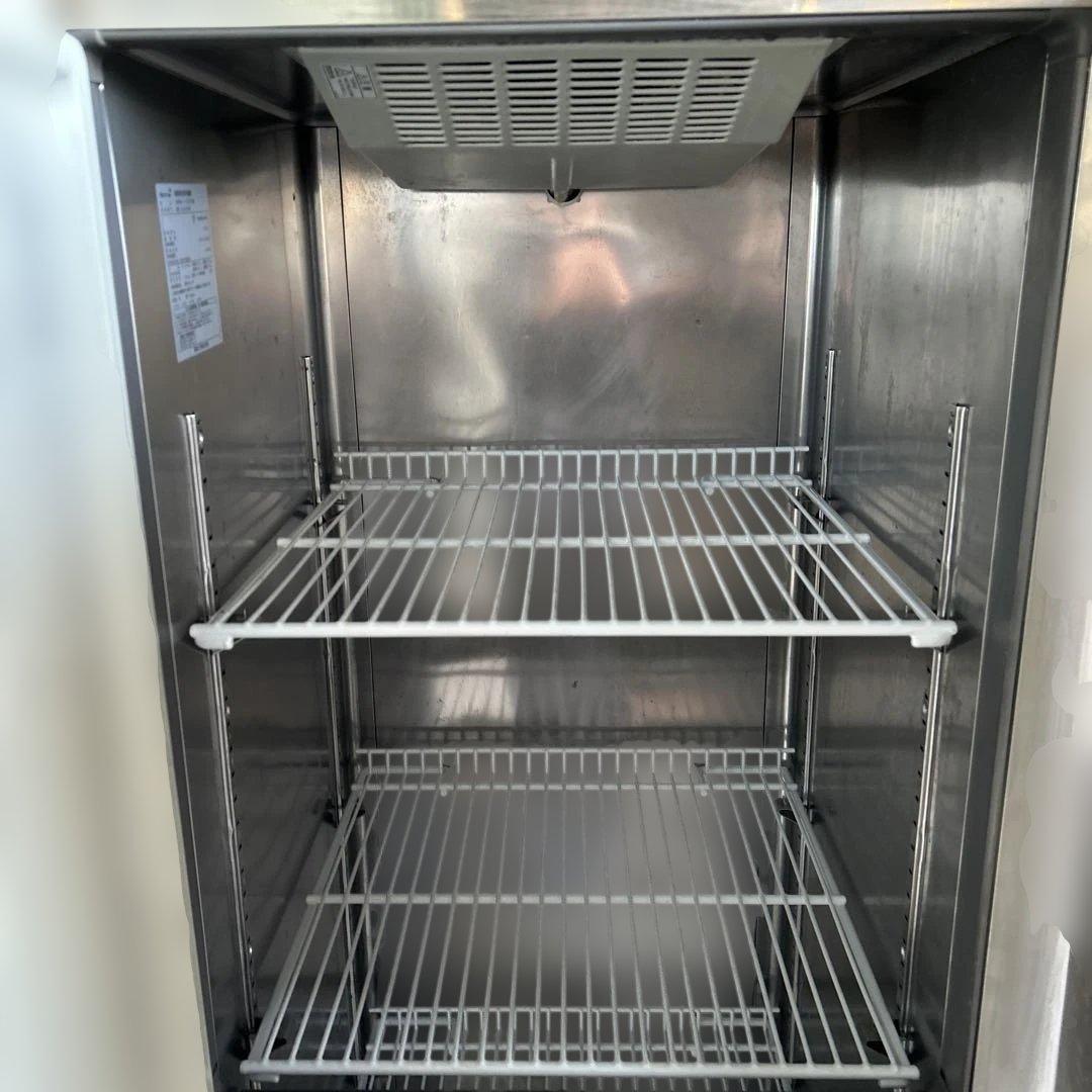 7065 2018年製 100V 縦型 4ドア 業務用冷凍冷蔵庫 2凍2蔵