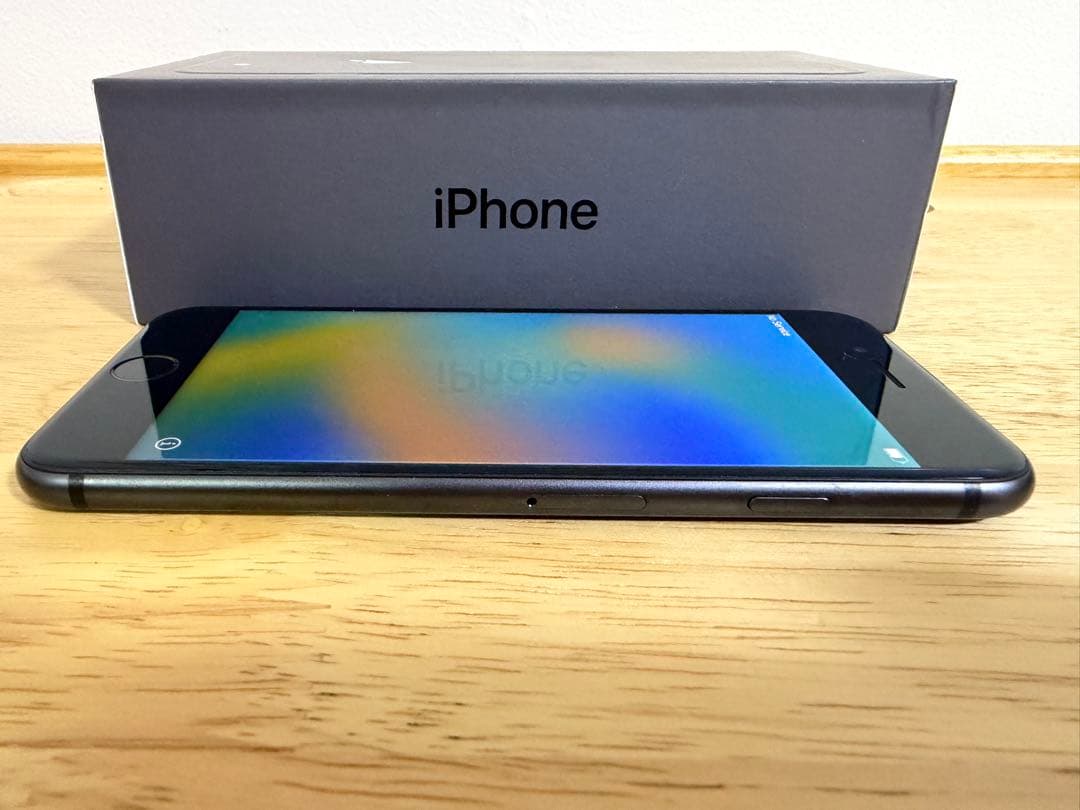 iPhone8 本体 スペースグレイ 64GB 正規品