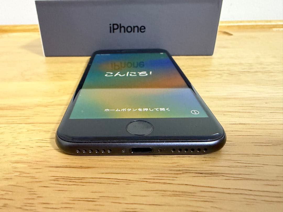 iPhone8 本体 スペースグレイ 64GB 正規品