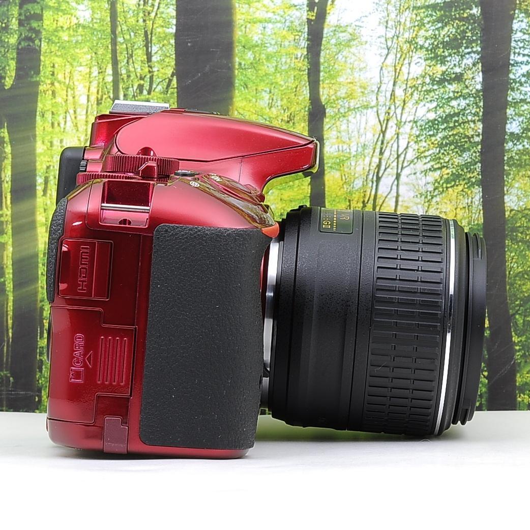 WiFi搭載機種♪ニコン D5500☆希少なワインレッド☆超高性能一眼レフ