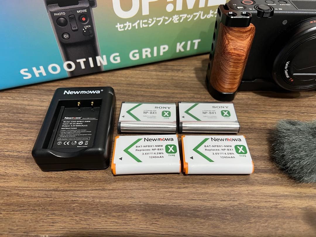 SONY VLOGCAM ZV-1G シューティンググリップキットおまけつき