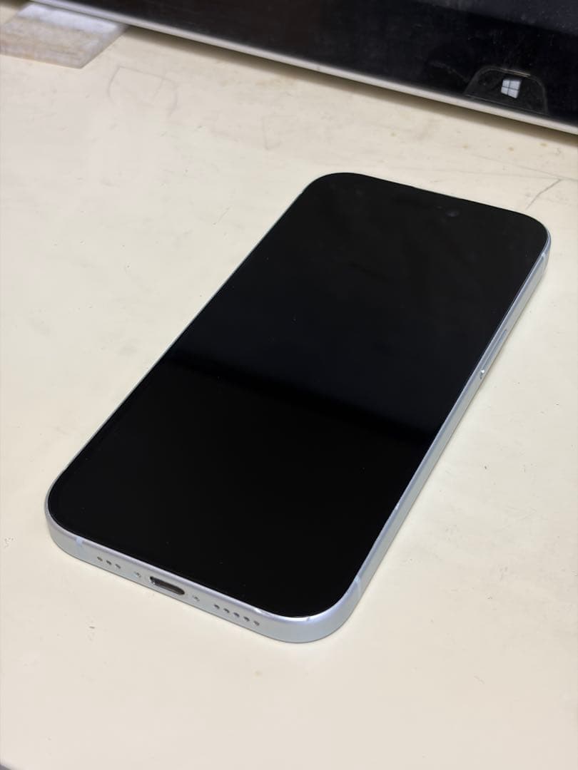 ✨期間限定セール✨【美品】iPhone15 128G SIMフリー　本体のみ