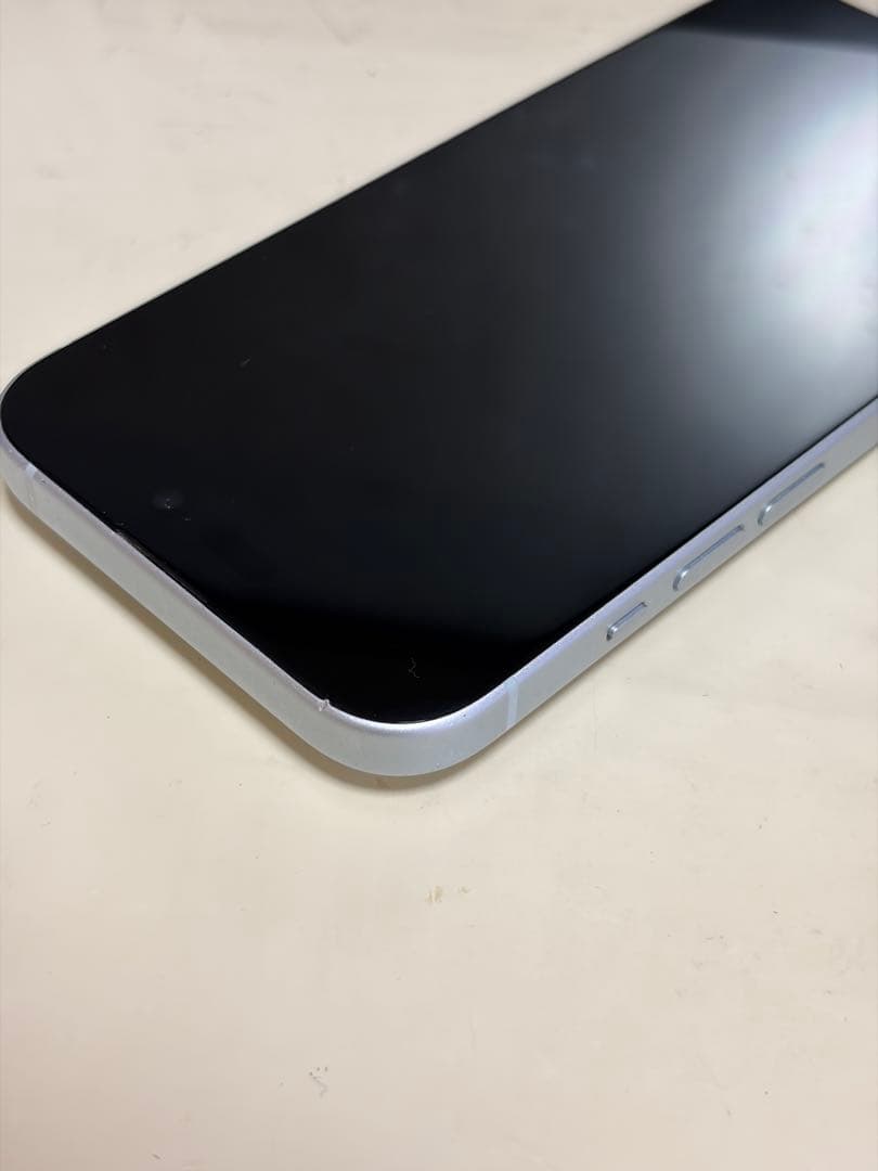 ✨期間限定セール✨【美品】iPhone15 128G SIMフリー　本体のみ