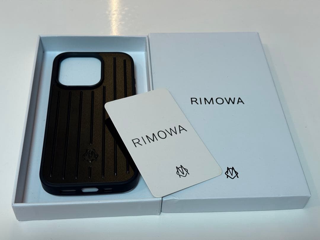 RIMOWA ブラック iPhoneケース