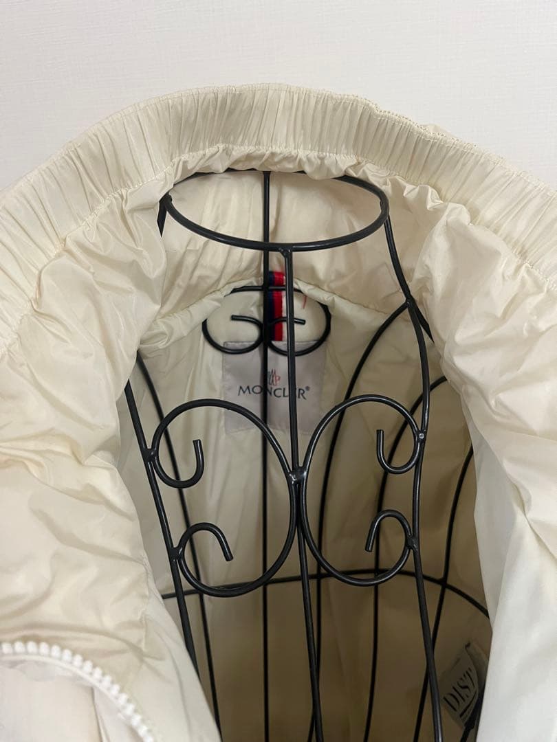 モンクレール　ロングダウンジャケット　アイボリー　Sサイズ