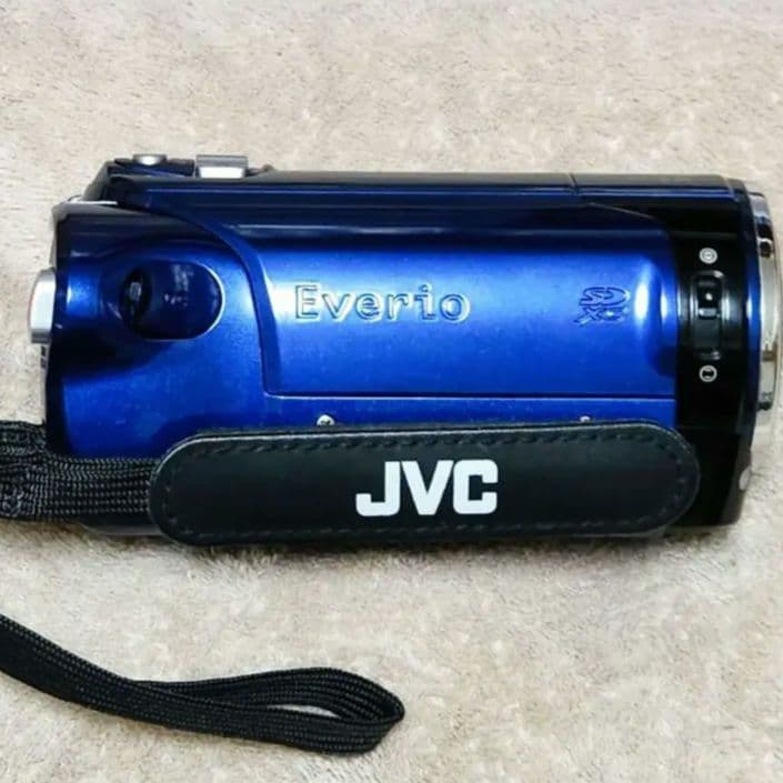 ★JVC ビクター エブリオ GZ-HM670 Everio ビデオカメラ
