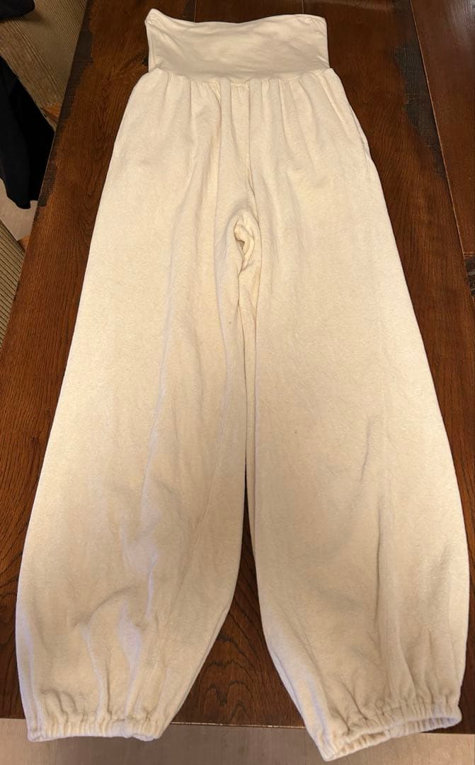 ナナデコール　ベルベットパジャマ上下