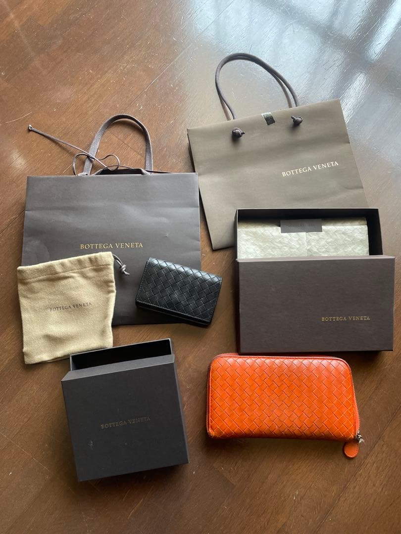 torara84 　Bottega Veneta ブラックレザー 名刺入れ