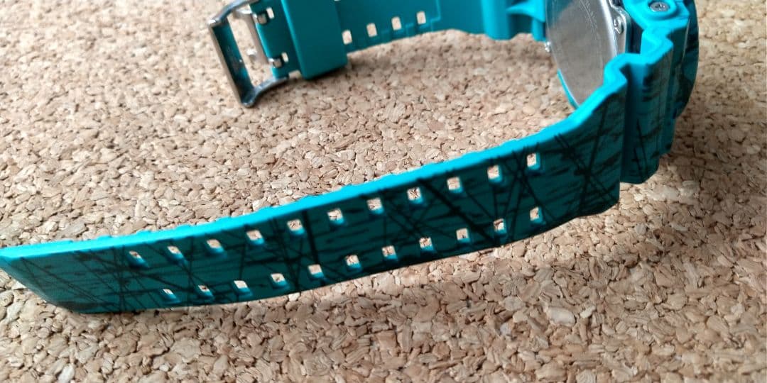 カシオ G-SHOCK GA-110SL-3AJF 電池交換済み