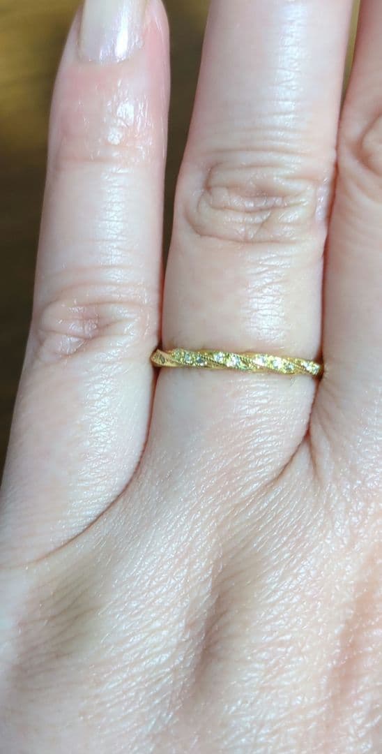 AHKAH　K18YGダイヤモンドリング