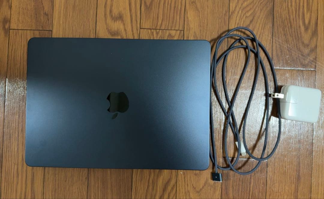 Apple MacBook Air 13.6インチ M2 16GB 256GB