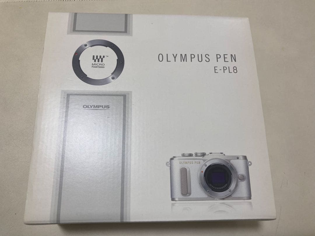 オリンパスペン OLYMPUS PEN E-PL8 ミラーレス一眼★収納ケース付