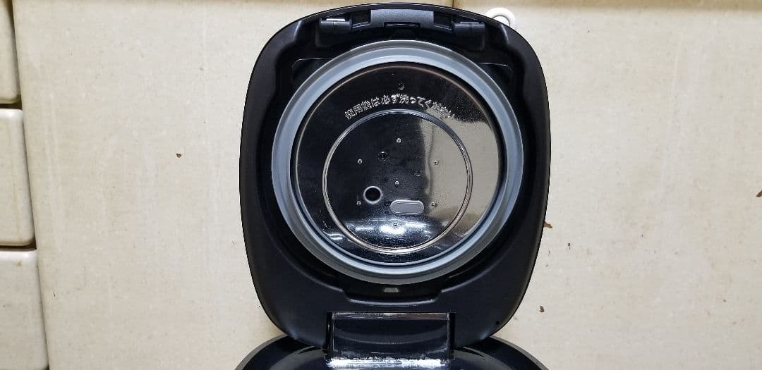 ☆2021年製☆タイガー土鍋可変圧力IH炊飯器 ご泡火炊き 液晶タッチパネル