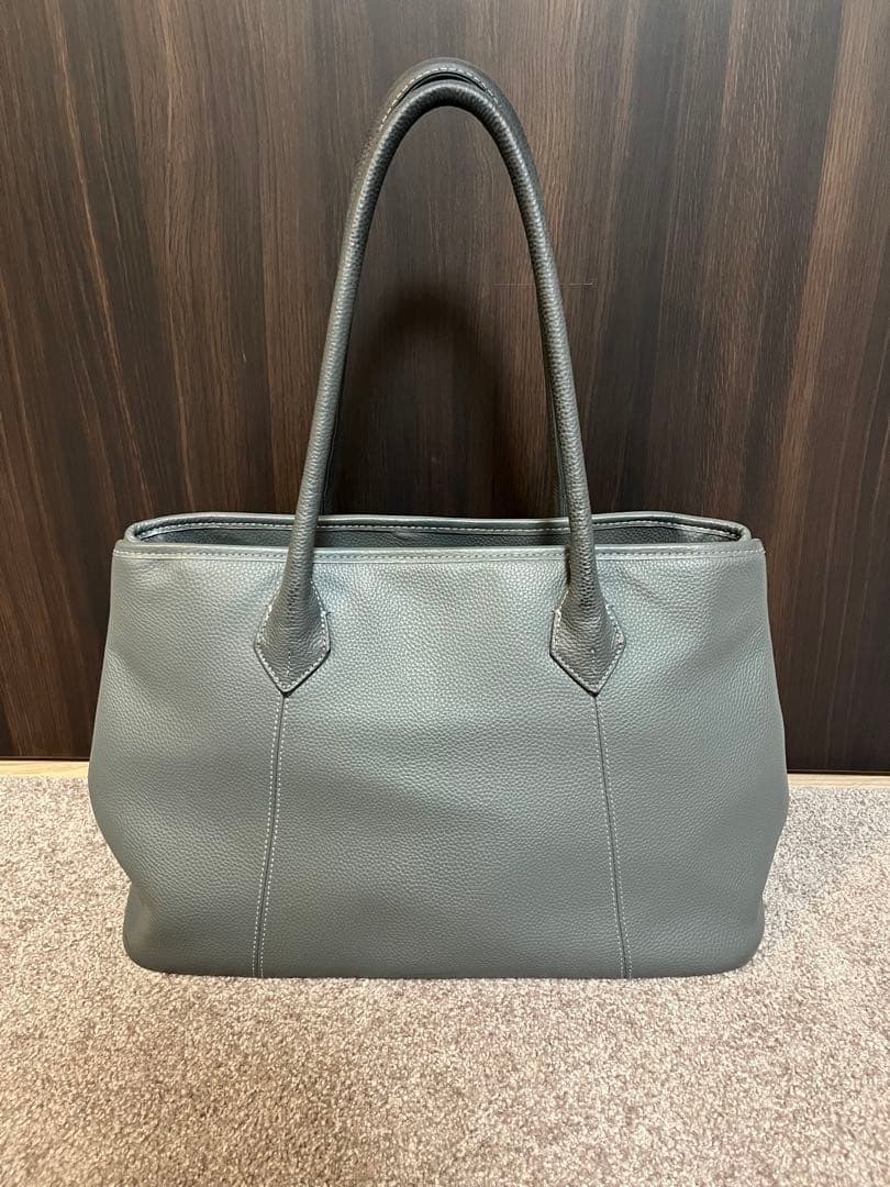 バーニーズニューヨーク　レザートートバッグ　グレー