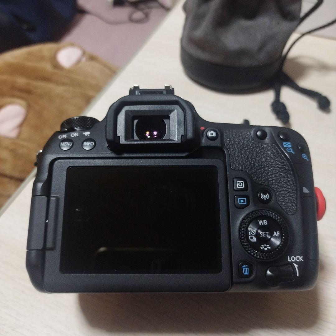Canon EOS 9000D デジタル一眼レフ 本体とレンズセット
