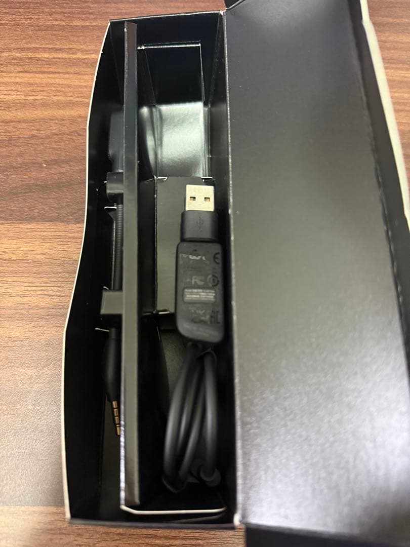 HyperX ゲーミングヘッドセット　CloudⅢ wireless