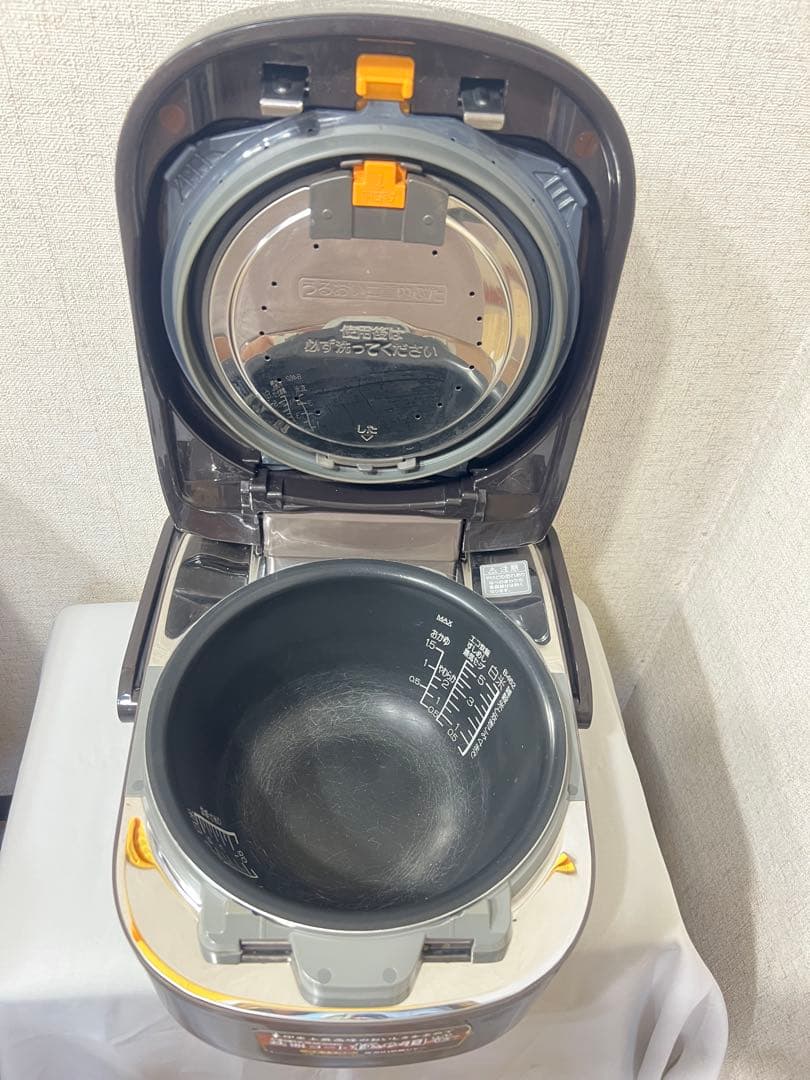 ZOJIRUSHI 極め羽釜 圧力IH炊飯器 NP-WD10（5.5合炊き）