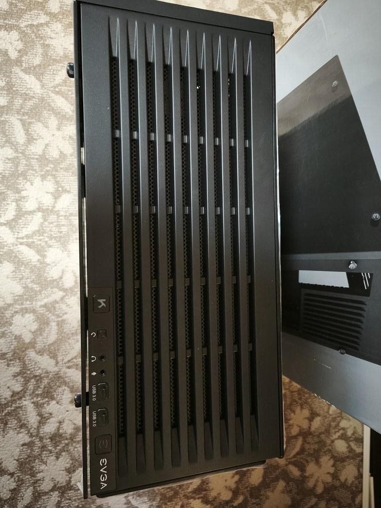 新品 EVGA DG-77 ATXケース 黒 強化ガラスパネル