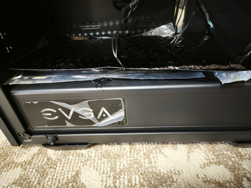 新品 EVGA DG-77 ATXケース 黒 強化ガラスパネル