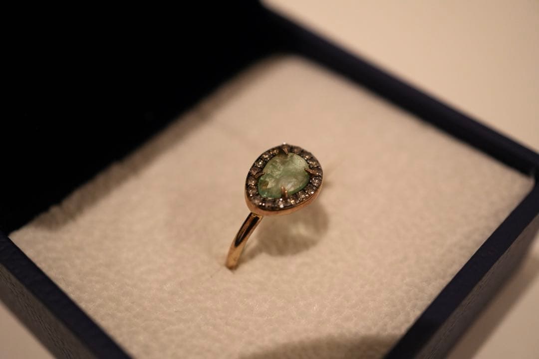 は*ん様 アルティーダウード　エメラルド　ダイヤモンド　リング