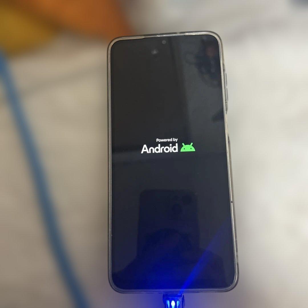 Samsung Galaxy スマートフォン 本体 ライトブルーカーバ付き