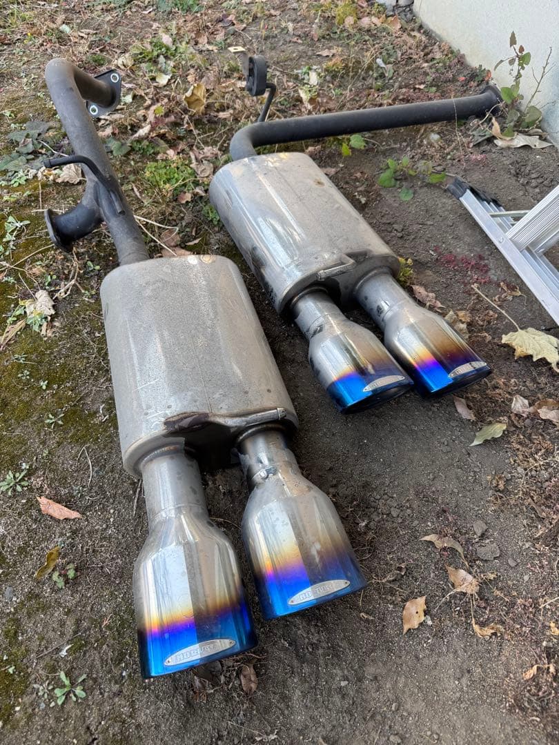 こ*う様 30プリウス zvw30 前期後期　4本出しマフラーノブレッセ