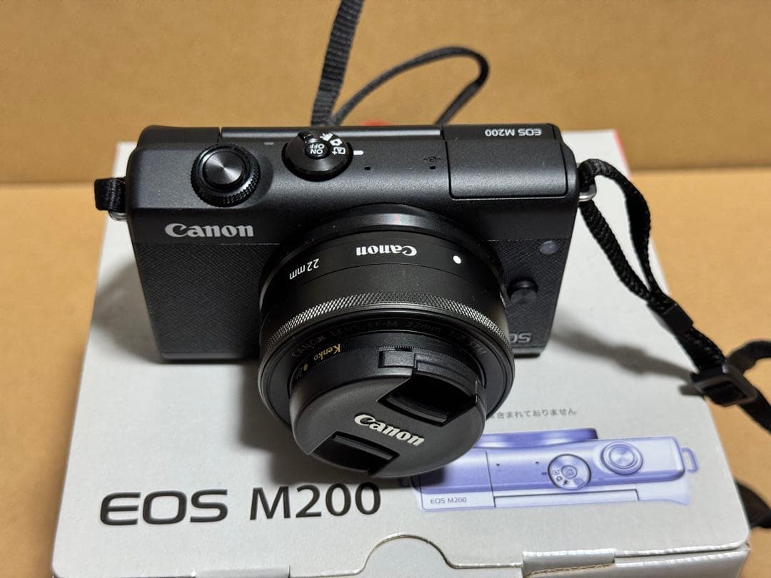 デジタルカメラ Canon EOS M200 & EF-M22mm F2 STM