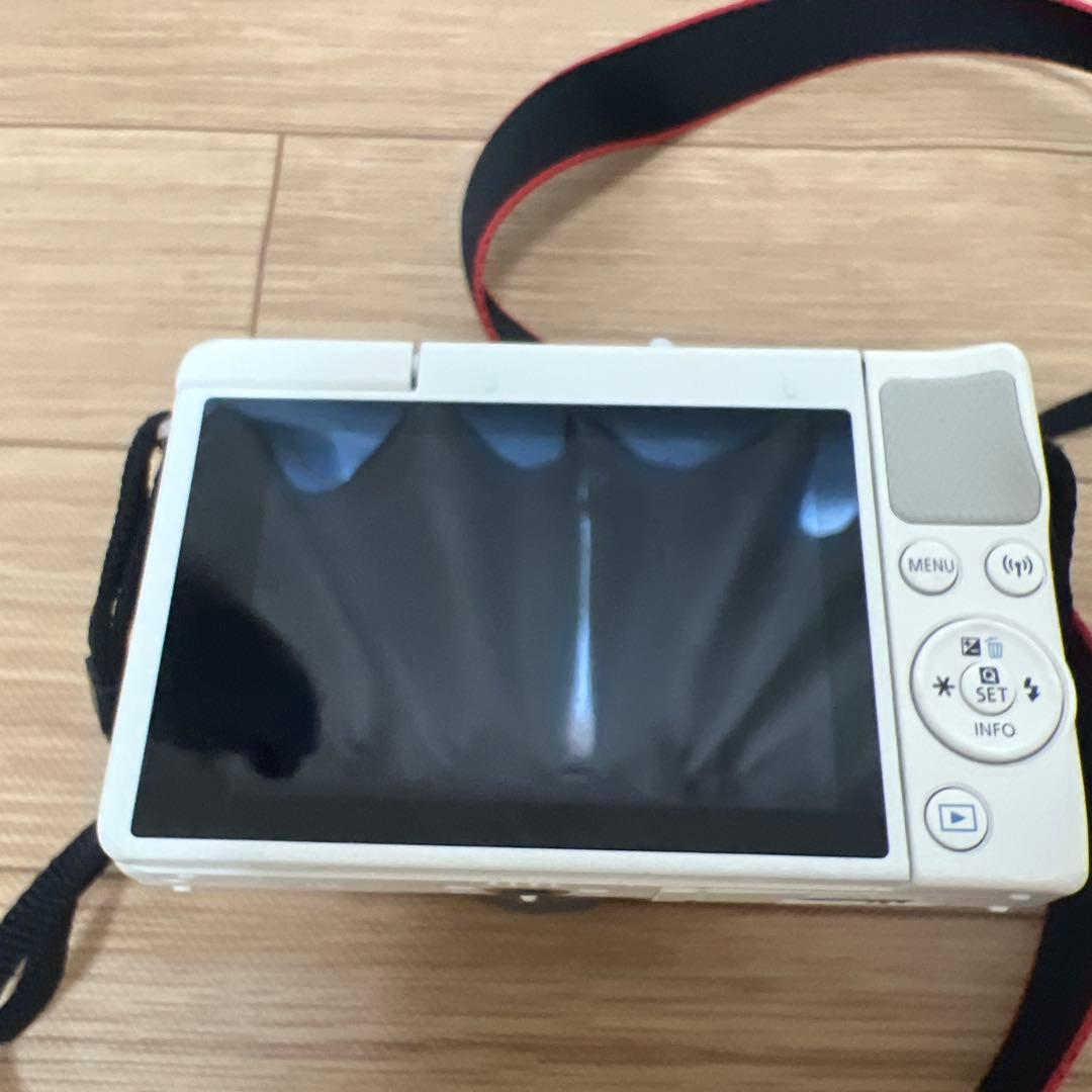 Canon EOS M10 ダブルズームキット 動作確認済