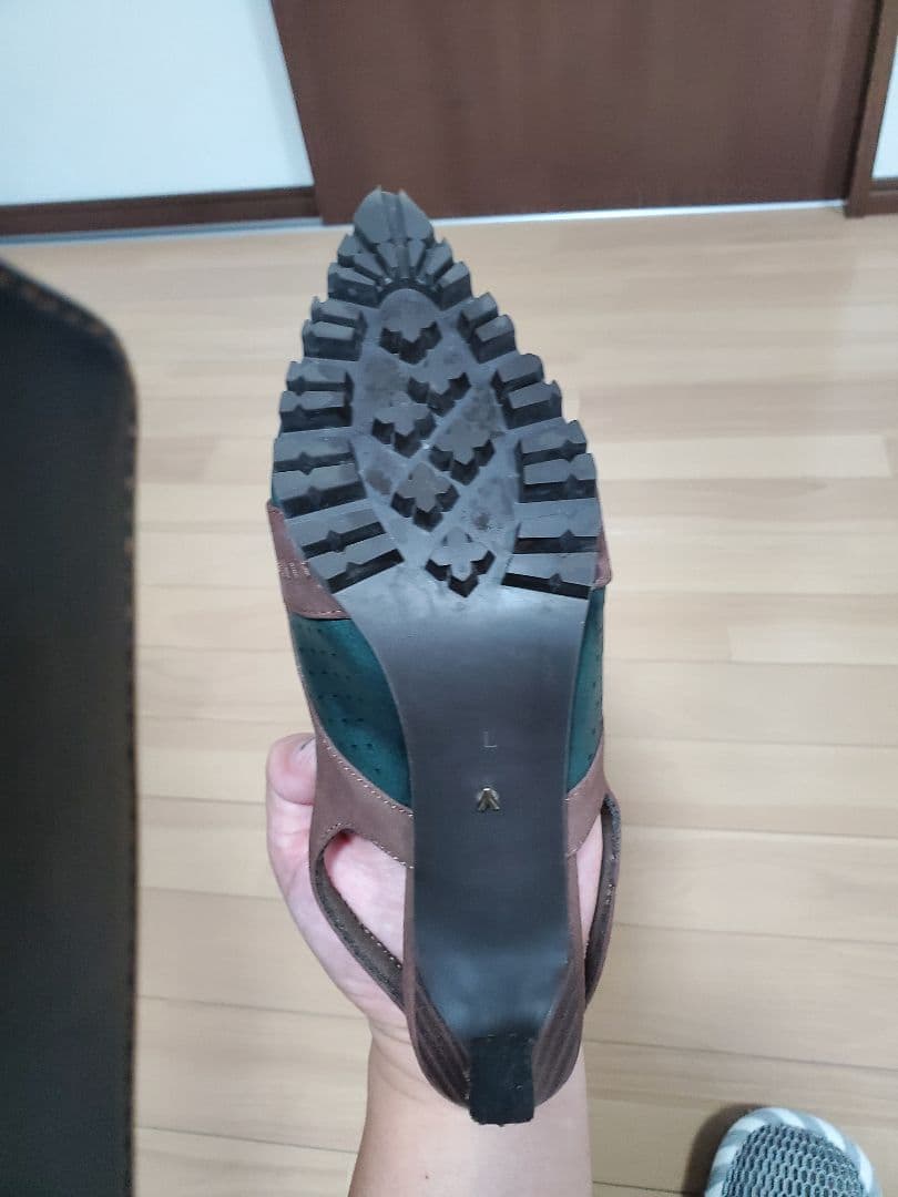 YELLO イエロ スキーカー ミュール