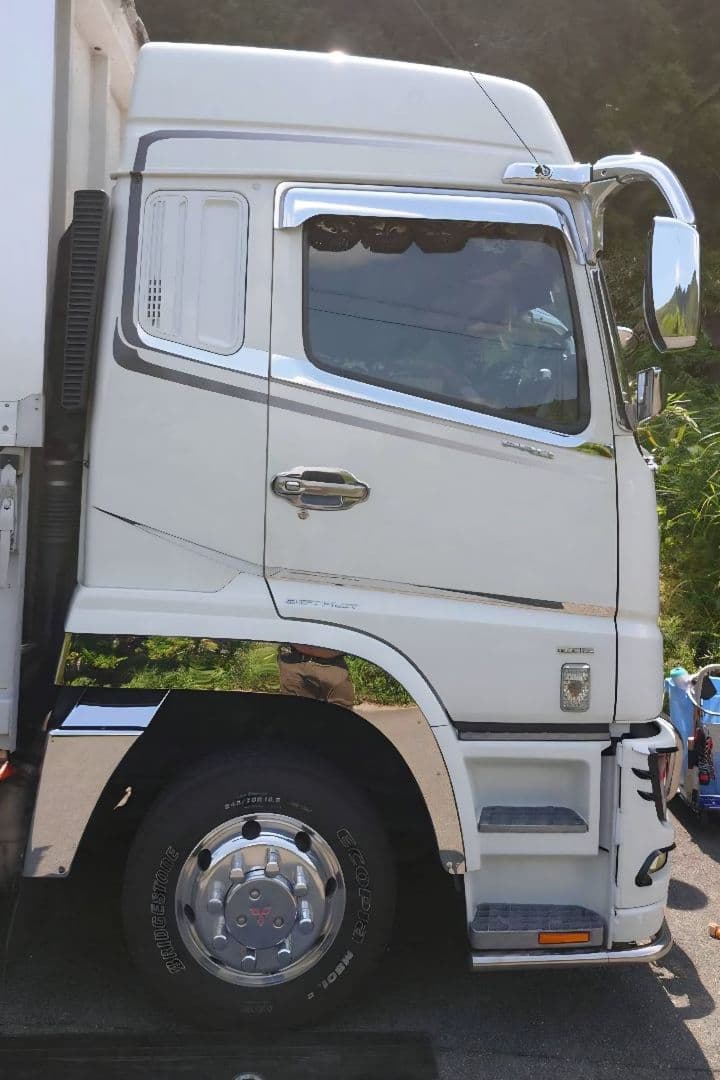 17スーパーグレート等　ハイルーフライン&寝台アッパーモール　鏡面ステンレス