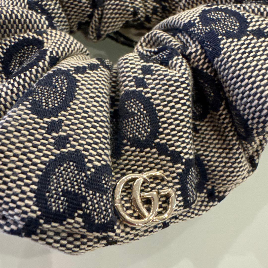 GUCCI GGロゴシュシュ ネイビー/グレー