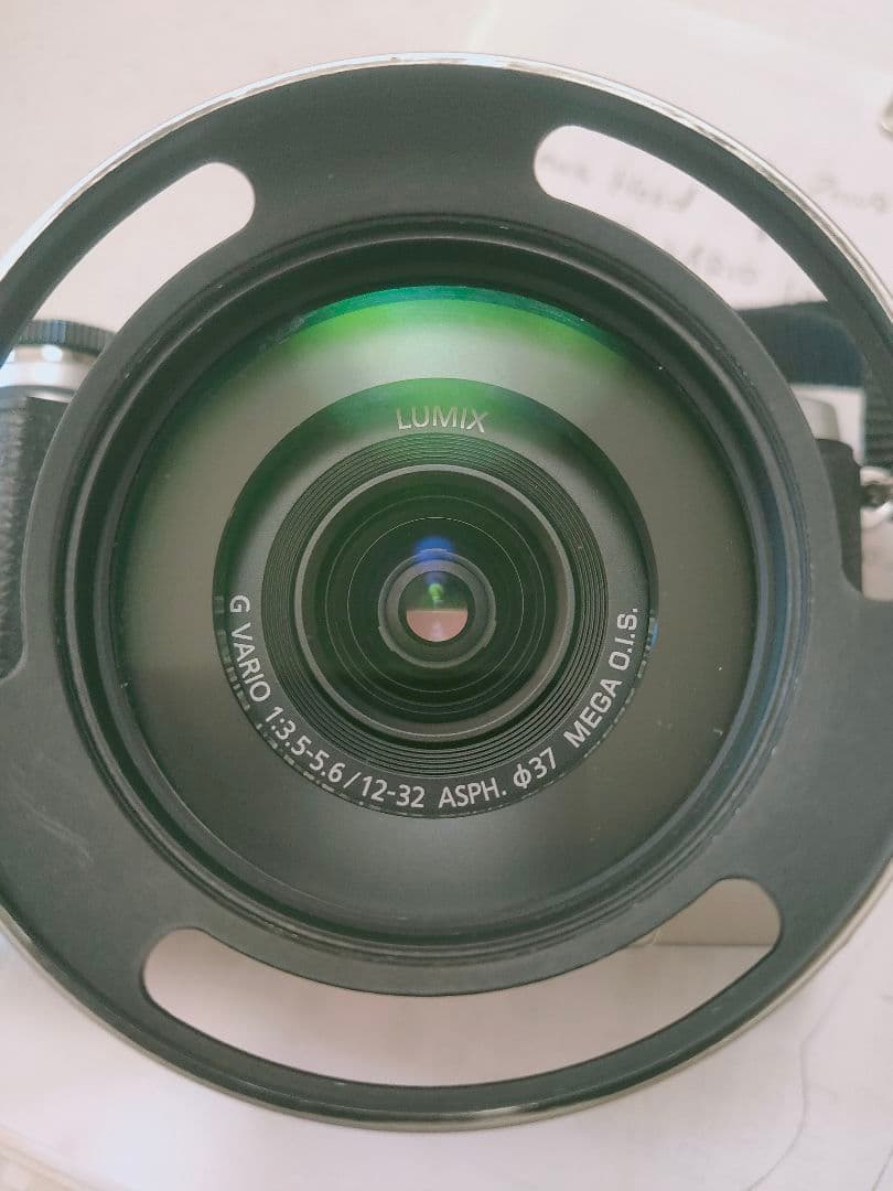 OLYMPUS OM-D E-M10【美品】一眼レフ カメラ