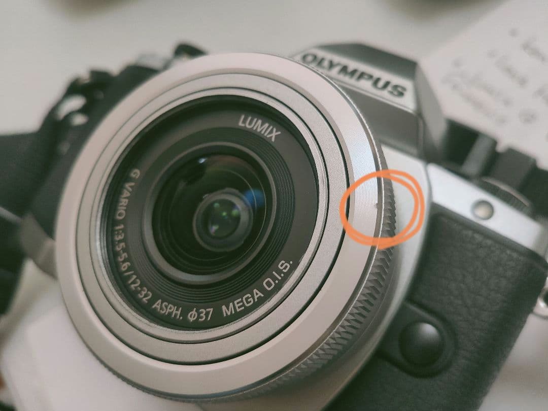 OLYMPUS OM-D E-M10【美品】一眼レフ カメラ