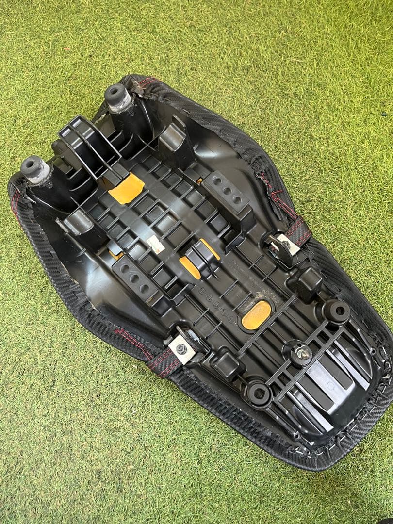 中古品　グロム用 カスタムシート